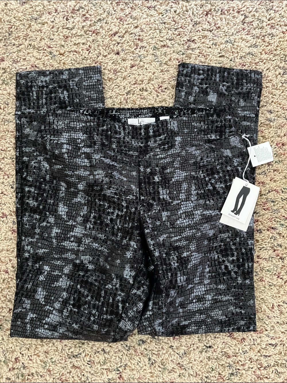 LG  Black & Gray Patterned leggings